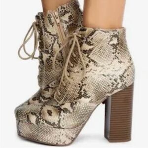 Shiekh Snake-Print Lace-Up Ankle Boots in Beige and Black